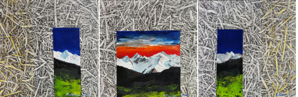 2014 schuf der in Ried im Oberinntal lebende und arbeitende Künstler Reinhard Lentsch den „Blick auf den Kaunergrat mit Gsallkopf und Drischtkögel“ Ein Triptychon in Öl und Tusche Dieses Triptychon – bestehend aus drei jeweils 30 x 30 cm großen Einzelbildern – zeigt ein eindrucksvolles Panorama des Kaunergrats, zentriert durch die markanten Drischtkögel – drei schroffe Gipfel zwischen 2900 und 3030 Metern Höhe – den Radlstein und den Gsallkopf. Die leuchtenden Farben des Ölgemäldes fangen die alpine Landschaft in ihrer ganzen Kraft und Ruhe ein: tiefes Grün im Vordergrund, das sich in dunkle Waldhänge verliert, die von schneebedeckten Gipfeln überragt werden – im Kontrast dazu ein Himmel in Blau, Rot und Orange. Der Kaunergrat gehört zu den Ötztaler Alpen und liegt im Tiroler Oberland. Er ist Teil des Naturparks Kaunergrat, der im Jahr 2003 gegründet wurde und sich über die Gemeinden Kaunertal, Fliess, Kauns und Kaunerberg erstreckt. Der Park steht für den Schutz der alpinen Biodiversität und bietet Lebensraum für zahlreiche seltene Tier- und Pflanzenarten. Die Drischtkögel – drei schroffe Gipfel zwischen 2.900 und 3.030 Metern Höhe – bilden zusammen mit dem Radlstein (2803 m) und dem Gsallkopf (3126 m). ein eindrucksvolles Ensemble, das als prägnantes Merkmal dieser Gebirgskette gilt. Die markanten Formen machen sie zu einem beliebten Ziel für Bergsteiger. Sie ragen fast skulptural aus der umliegenden Landschaft empor und bieten beeindruckende Blicke über das Inntal bis in die Zentralalpen. Die Umrahmung der Gemälde besteht aus einem in Tusche gezeichneten Geflecht, das an gebündeltes Stroh erinnert. Diese künstlerische Entscheidung ist mehr als ein dekoratives Element: Sie verweist auf die tief verwurzelte ländliche Kultur der Region, in der Landwirtschaft, Heumahd und die Pflege der Almen seit Jahrhunderten das Leben prägen. Das scheinbar chaotische Netz steht im spannenden Kontrast zur geordneten Majestät der Berge und bringt so eine zweite Ebene in das Werk – das Spannungsfeld zwischen menschlicher Arbeit und unberührter Natur. Insgesamt verschmilzt in diesem Werk das Alpine mit dem Bäuerlichen, das Natürliche mit dem Künstlerischen. Es lädt dazu ein, nicht nur die Schönheit der Landschaft zu bewundern, sondern auch über die Beziehung zwischen Mensch, Natur und Heimat nachzudenken.